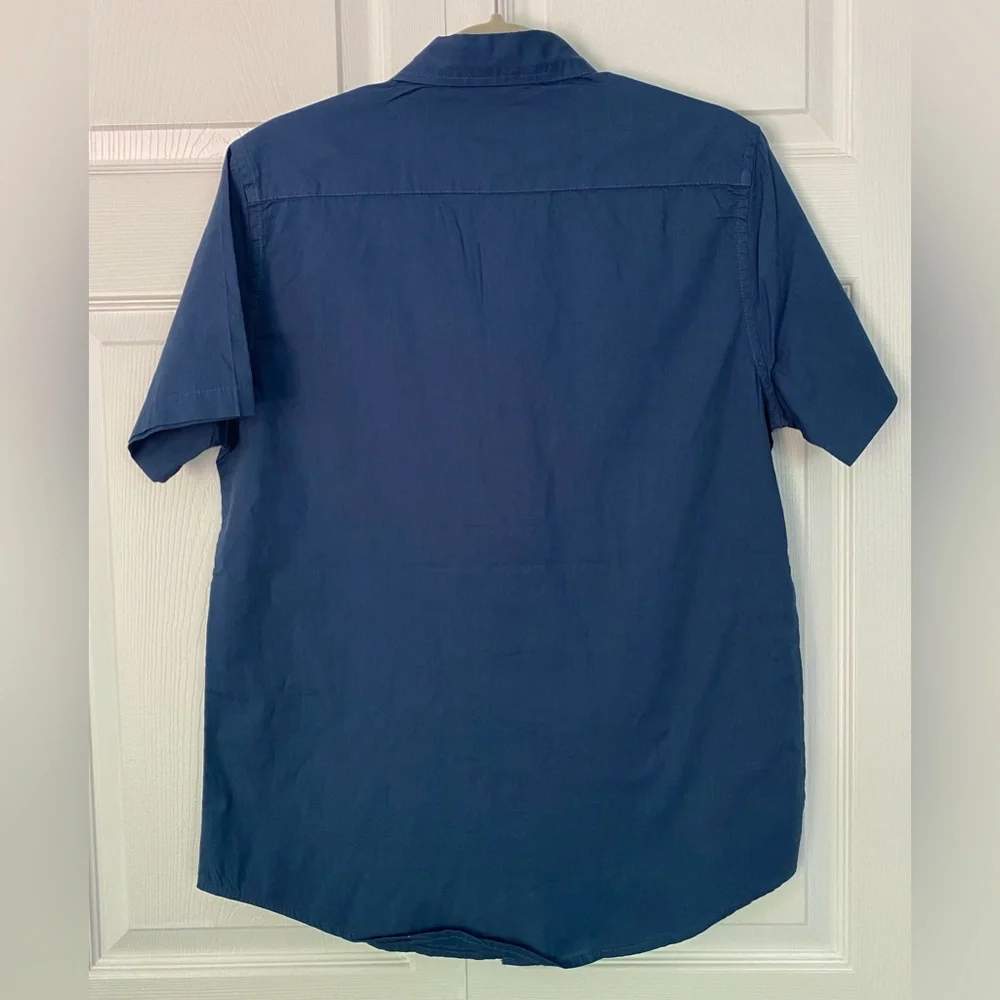 Onia Men’s Shirt 100% Cotton Button Down Shirt Short Sleeve Blue New size Medium - Picture 2 of 9